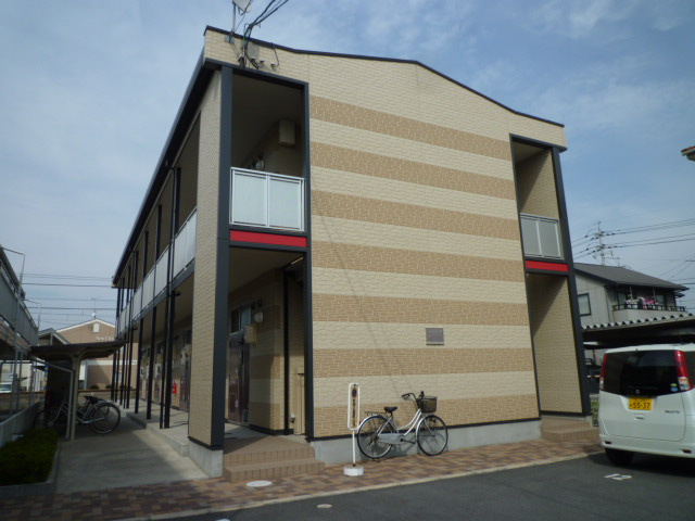 倉敷市中庄のアパートの外観