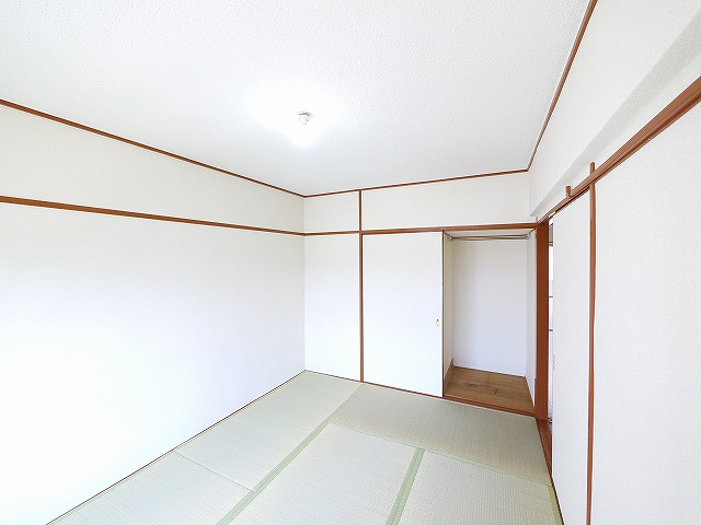 第1中村ビルの和室