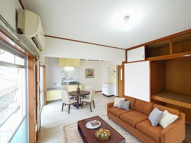 第1中村ビルの居間・リビング|CGで家具等を配置したもので家具等は含まれません