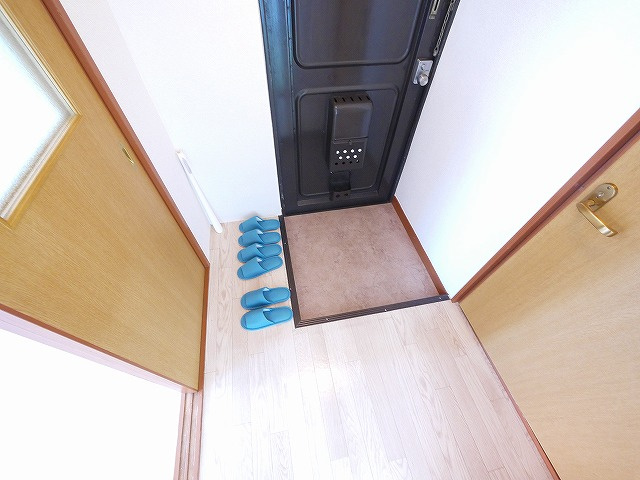 第1中村ビルの玄関