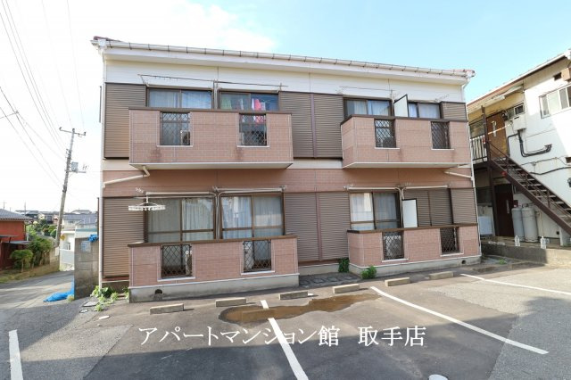クレストの外観