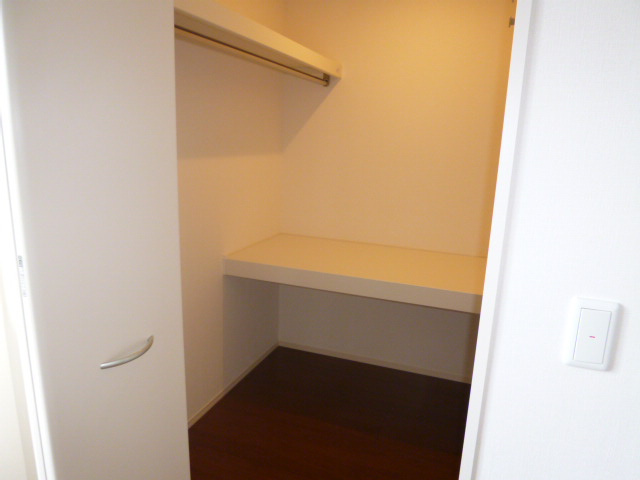 ラクス　コーフの収納|ウォークインクローゼット