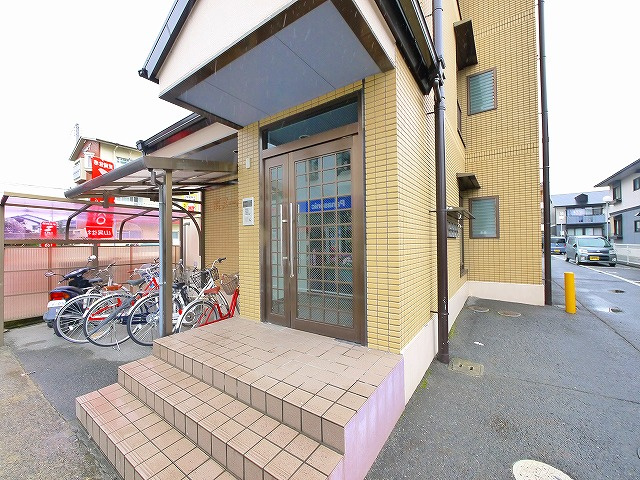 ボヌールBのエントランス|清潔なエントランスです