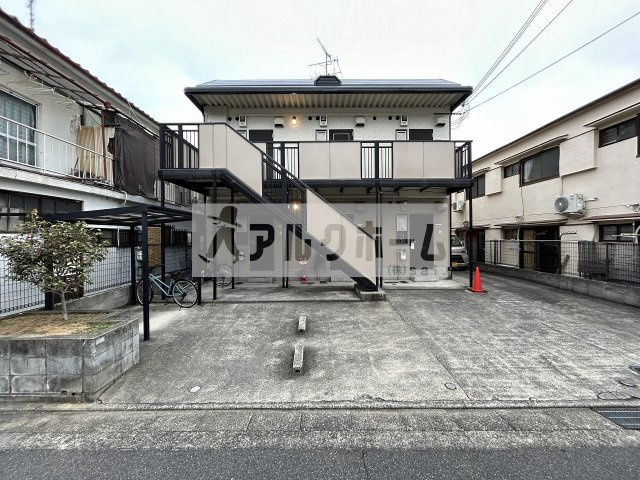 ハイツ桃太郎の駐車場|ハイツ桃太郎