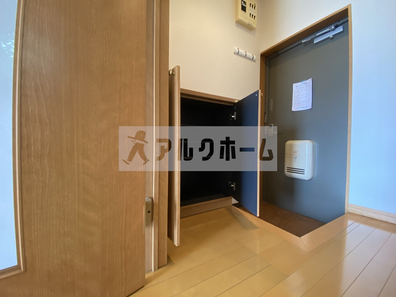 Casa de la J(カサデラジェイ)の玄関|カサデラジェイ　シューズBOX