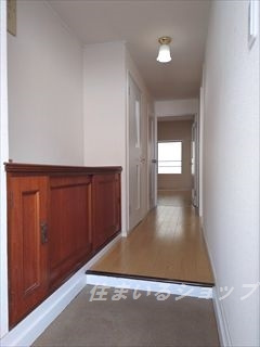 広島市安佐北区口田４丁目の賃貸マンションの玄関|廊下フローリング新品