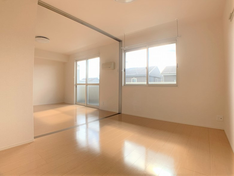 シャールポンドⅤの洋室