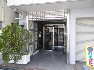 【エントランス】 | メゾンルミエール