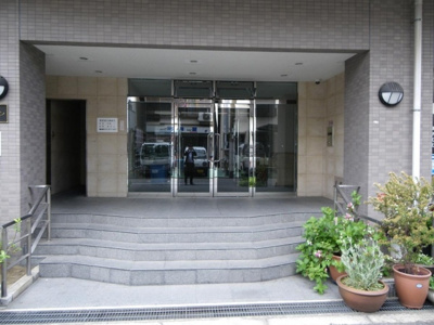 【エントランス】 | ティアラ・サガン