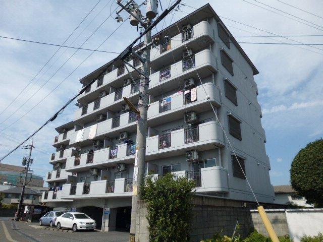 倉敷市白楽町の賃貸マンションの外観