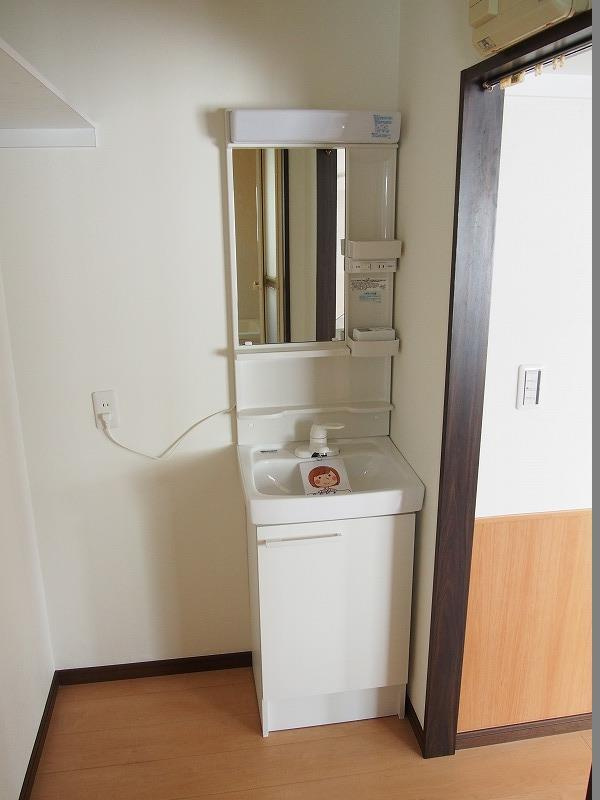 スカイハイツモリヤＢの独立洗面台