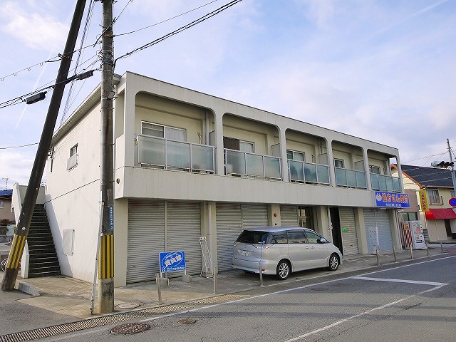 共栄マンションの外観