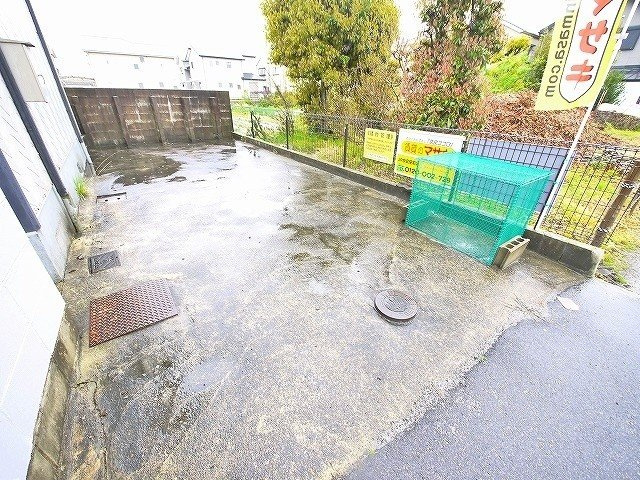 ハイツリバティ東九条のその他共用部分|明るい共有スペース