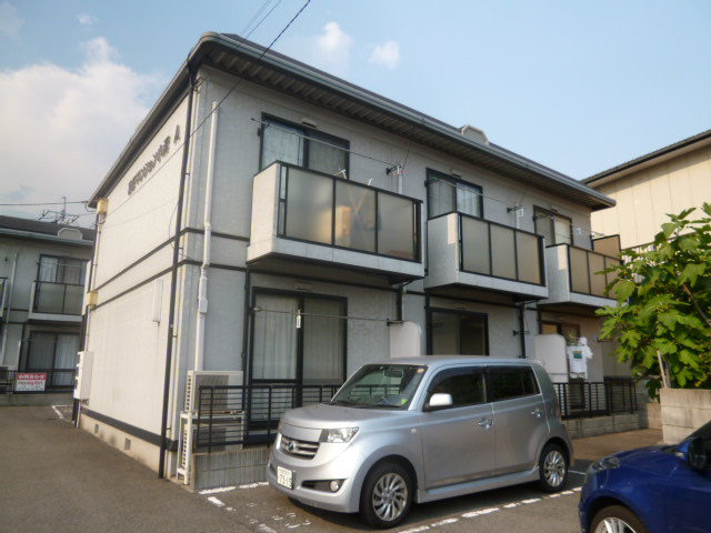倉敷市中島のアパートの外観