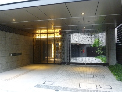 【エントランス】 | プラウド市谷柳町