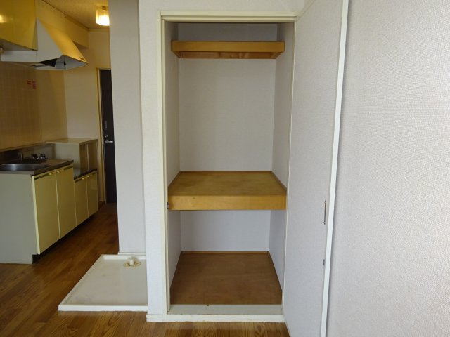 サニーハイツの収納