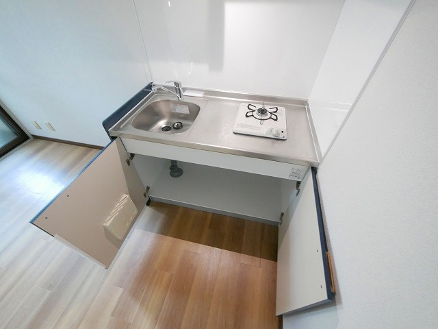 ヴィル・コンフォート大宮のキッチン|コンパクトなキッチンで掃除もラクラク