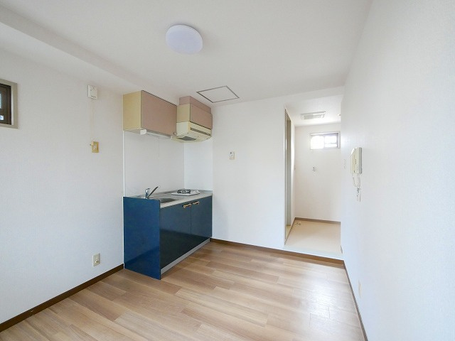 ヴィル・コンフォート大宮の居間・リビング|こちらの居間で趣味の時間をお楽しみください