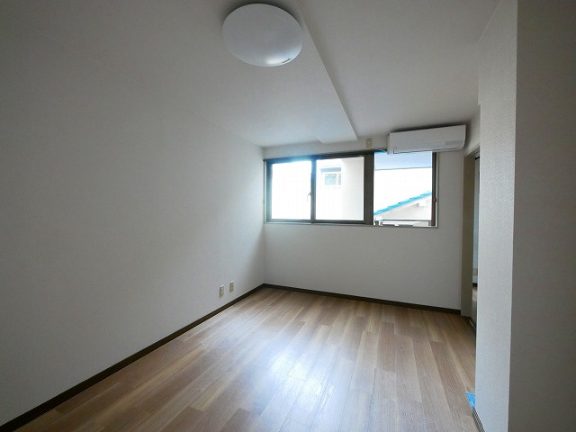 ヴィル・コンフォート大宮の居間・リビング|居間です