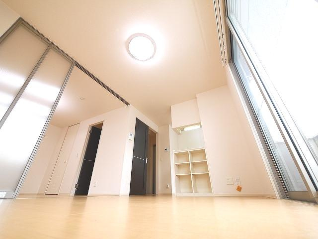 サニーコート（外山）の居間・リビング|居間です