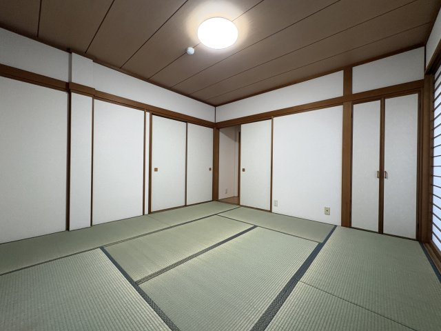 メイプルマンションの洋室