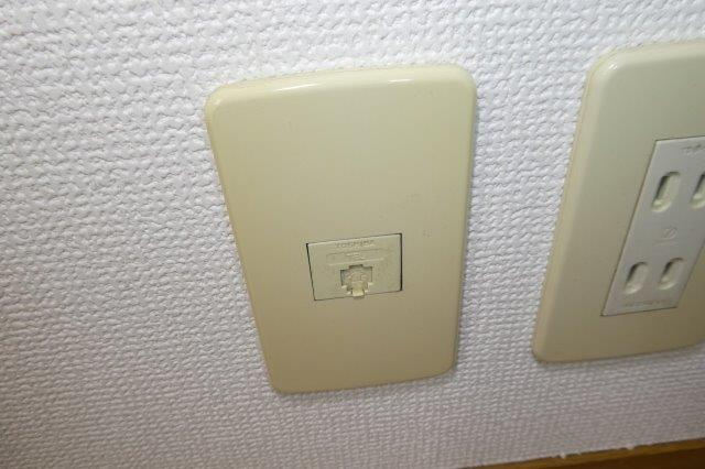 シャトー秋桜Ｂの設備|電話モジュラー
