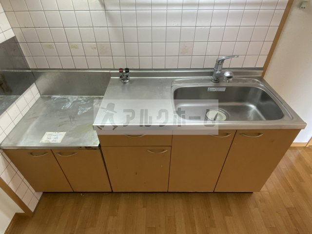 ヴァートゥールーツのキッチン