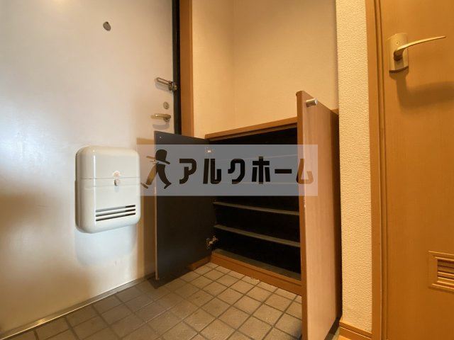 ヴァートゥールーツの玄関