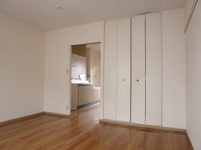 西之浦サンプラザの居間・リビング