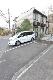 【駐車場】