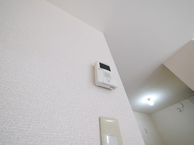 フェルティ　２番館のセキュリティ|お顔が見えるモニター付きインターホンで安心。