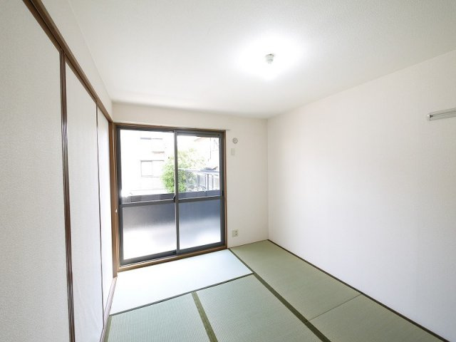 フェルティ　２番館の和室|落ち着いた雰囲気の和室付きです