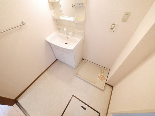フェルティ　２番館の洗面所|忙しい朝には欠かせない洗面所です