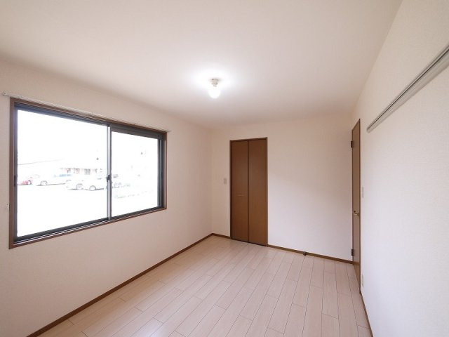 フェルティ　２番館の洋室|ゆったりした洋室です