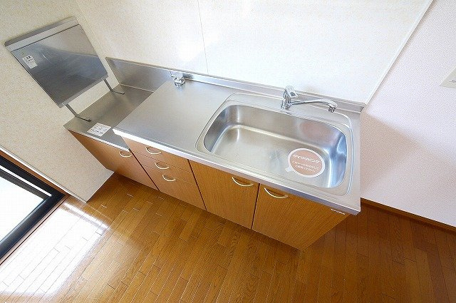 グランメール州見台　Ａ棟のキッチン|使いやすいキッチンです