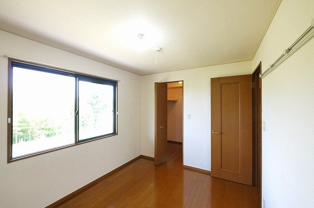 グランメール州見台　Ａ棟の寝室|落ち着いて過ごせるお部屋なので、寝室にいかがでしょうか