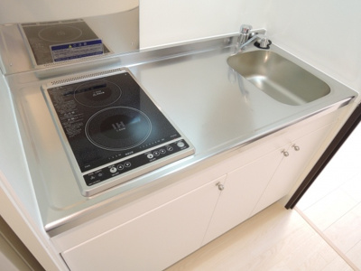 【キッチン】 | レオネクストアライズ | ☆ＩＨコンロ１口＆ラジエントヒーター１口付☆