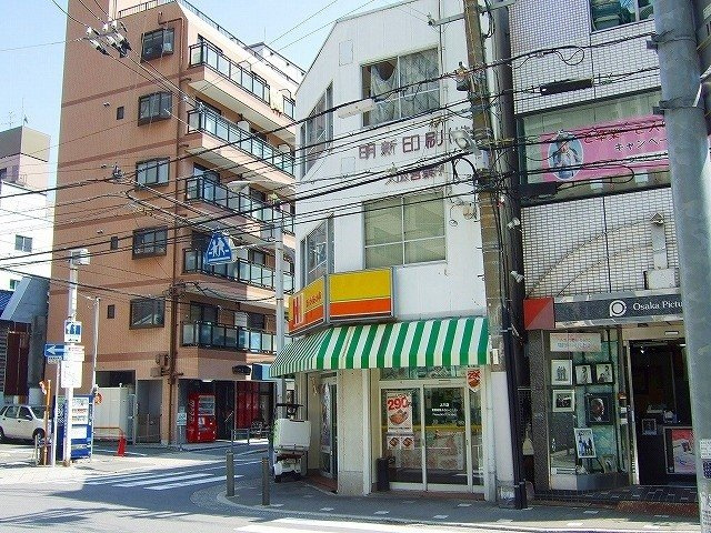 上本町６丁目ビルの外観