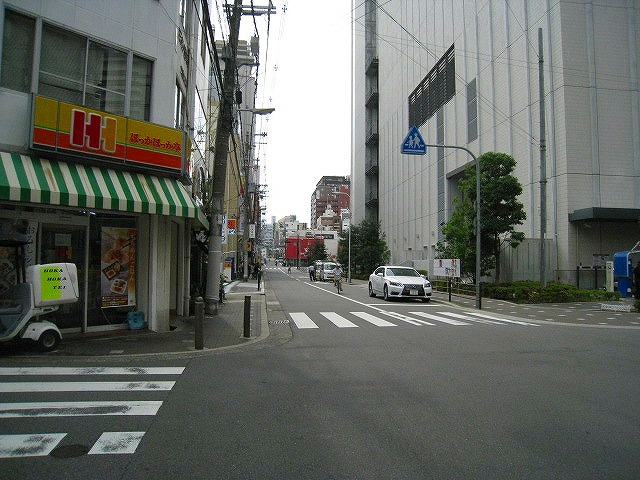 上本町６丁目ビルの外観