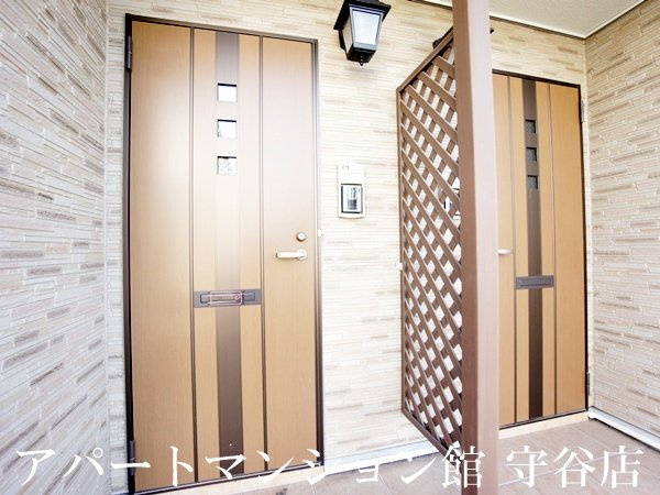 シルク アヴニールのエントランス