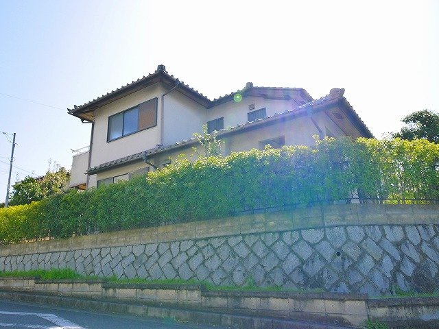 佐保台一戸建ての外観