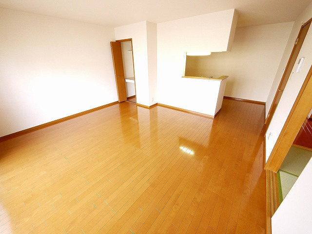 サテライトミーホA棟の居間・リビング