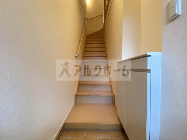 エルバウトの玄関|エルバウト（柏原市古町　JR柏原駅）　玄関