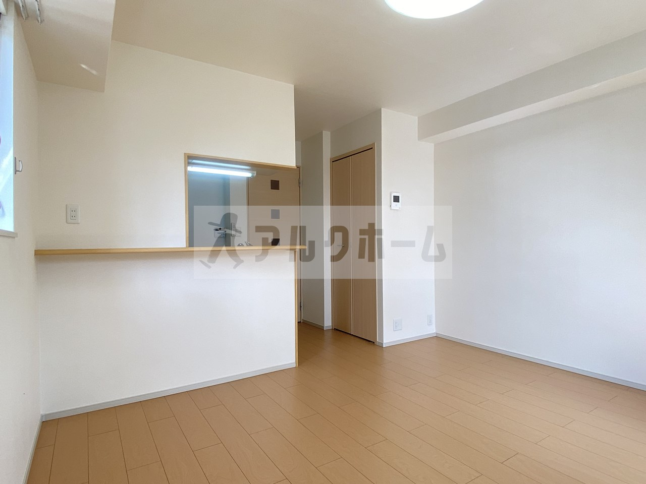 エルバウトの居間・リビング|エルバウト（柏原市古町　JR柏原駅）　リビングルーム