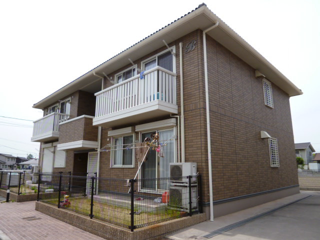 倉敷市東塚３丁目のアパートの外観