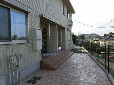 【外観】 | ビューテラス１番館 | 玄関側