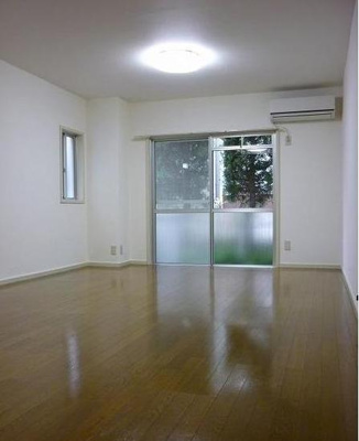 【洋室】 | ヴィラシャンテⅢ－Ｃ