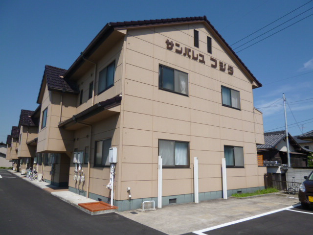 倉敷市水江のアパートの外観