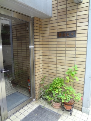 【エントランス】 | 霞山ビル