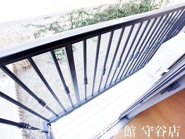 ラフィネ百合ヶ丘のバルコニー